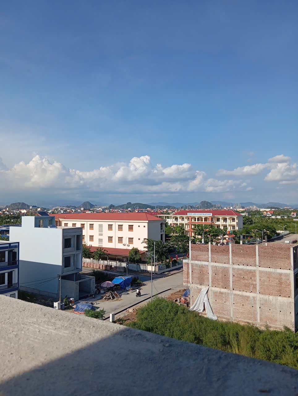 Giải pháp chống thấm dột mái bền đẹp